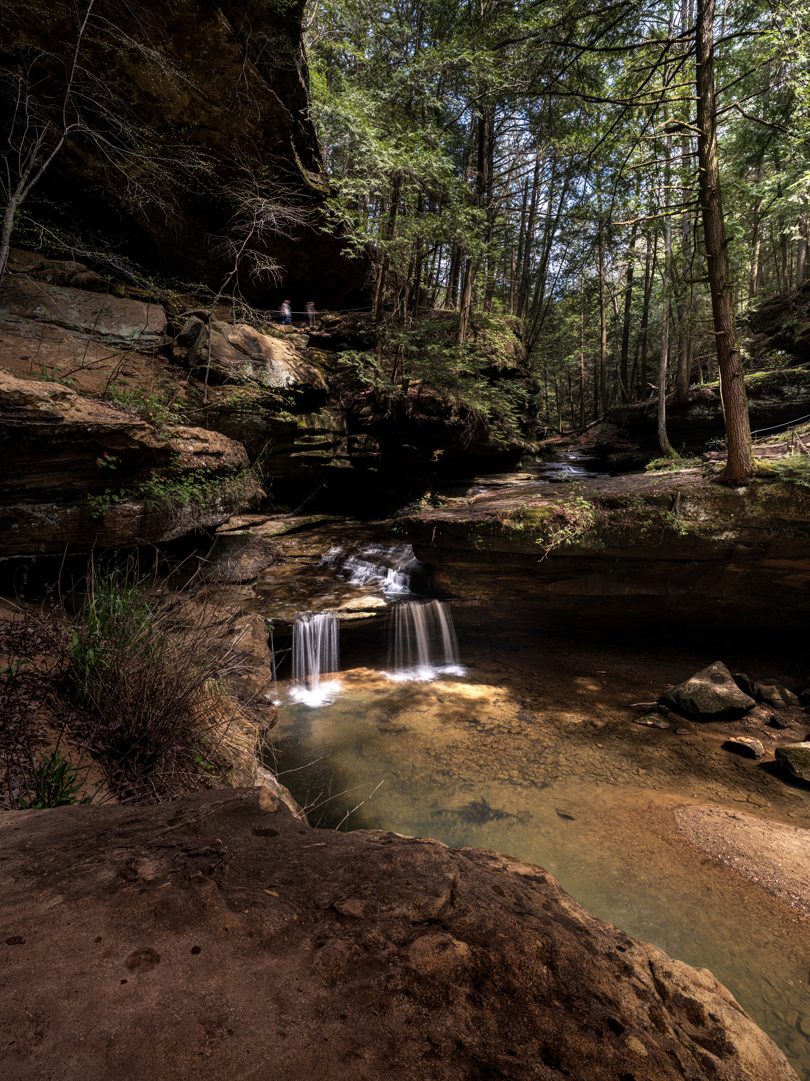 Landscape color photography sample feature depicting a waterfall in North Ohio